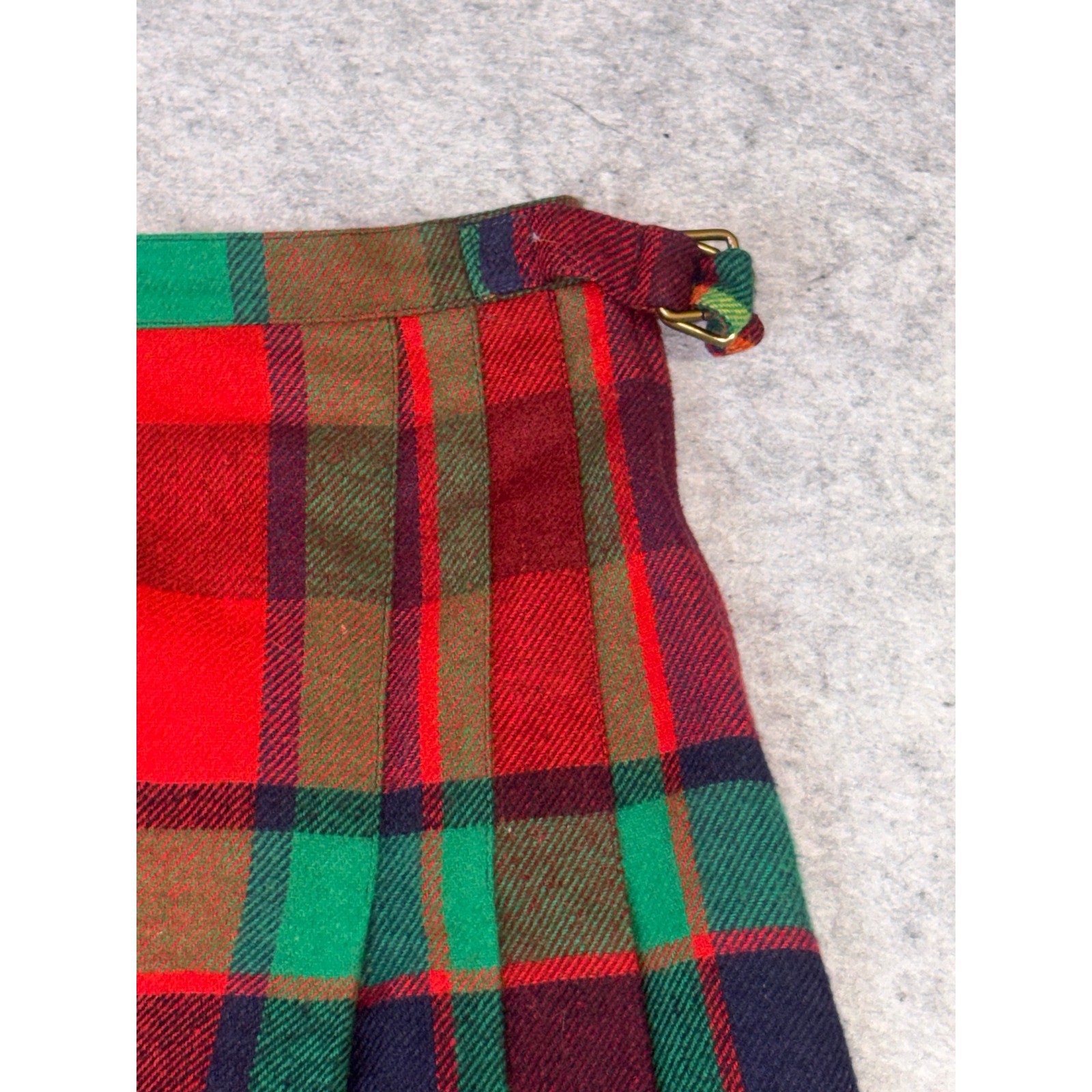 Vintage Wool Plaid Kilt 10 Skirt Red Green Blue Tartan Pleated Midi Buckle Side