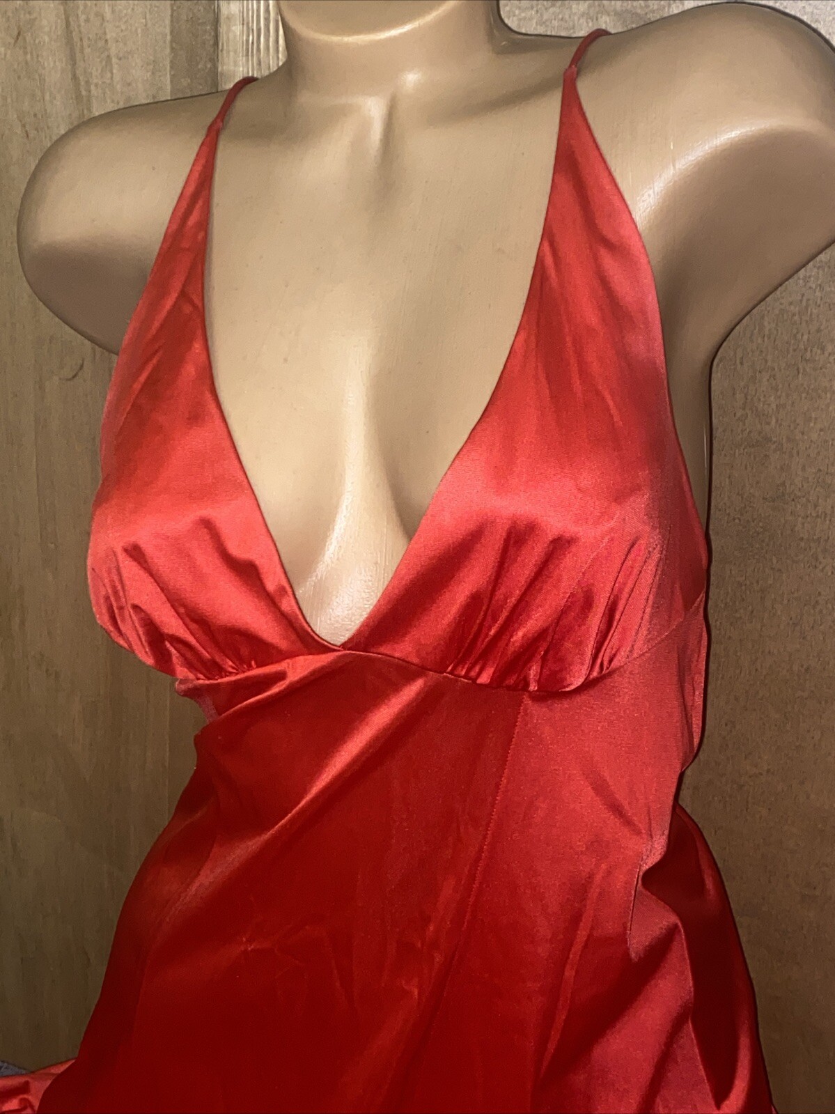 Vintage Vanity Fair Long Red Satin Nylon SZ 32 Flowing Nightie Dress Slip #15