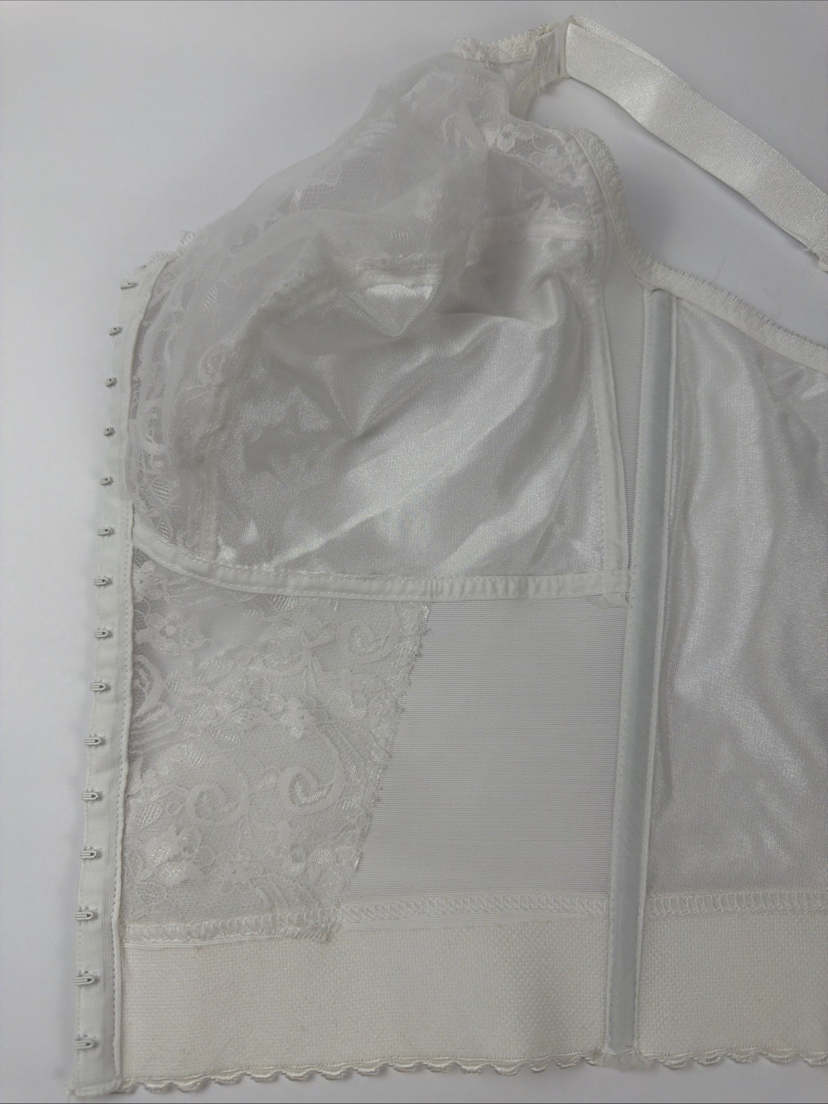 Vintage Carnival 40DDD Longline Bra White Lace Front Hook Boned Style 745