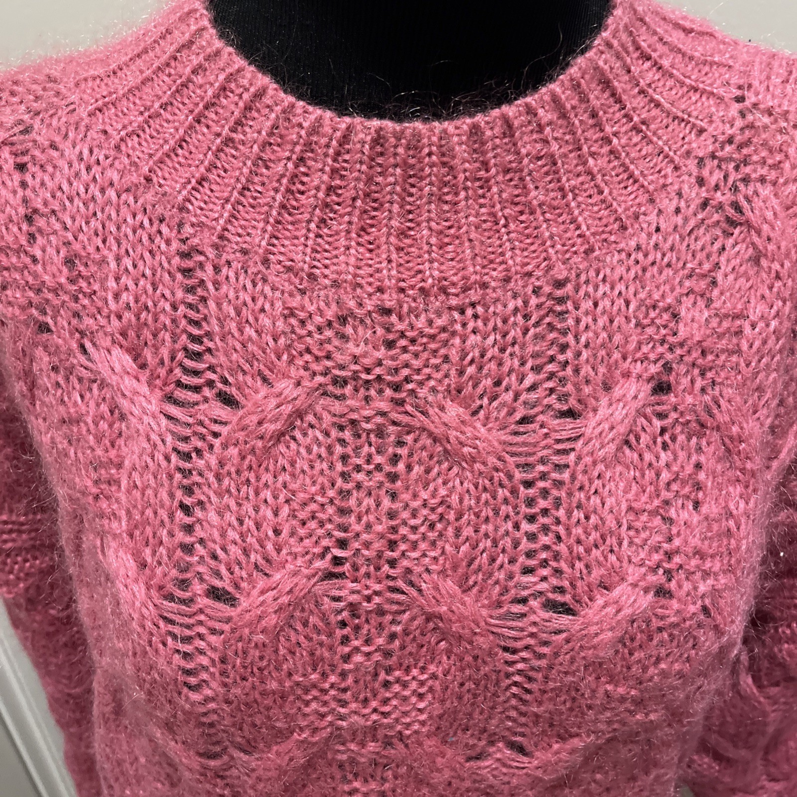 Vintage 80s 90s Tarazzia Pink Oversized Chunky Cable Knit Sweater Sz Medium Wool