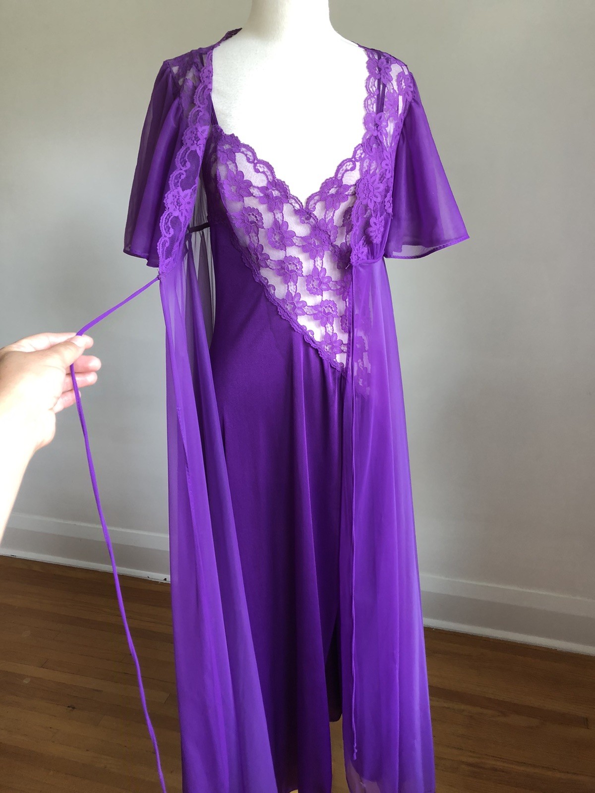 STUNNING VTG VAL MODE Purple Nylon Chiffon & Lace 2pc Nightgown Peignoir Set S