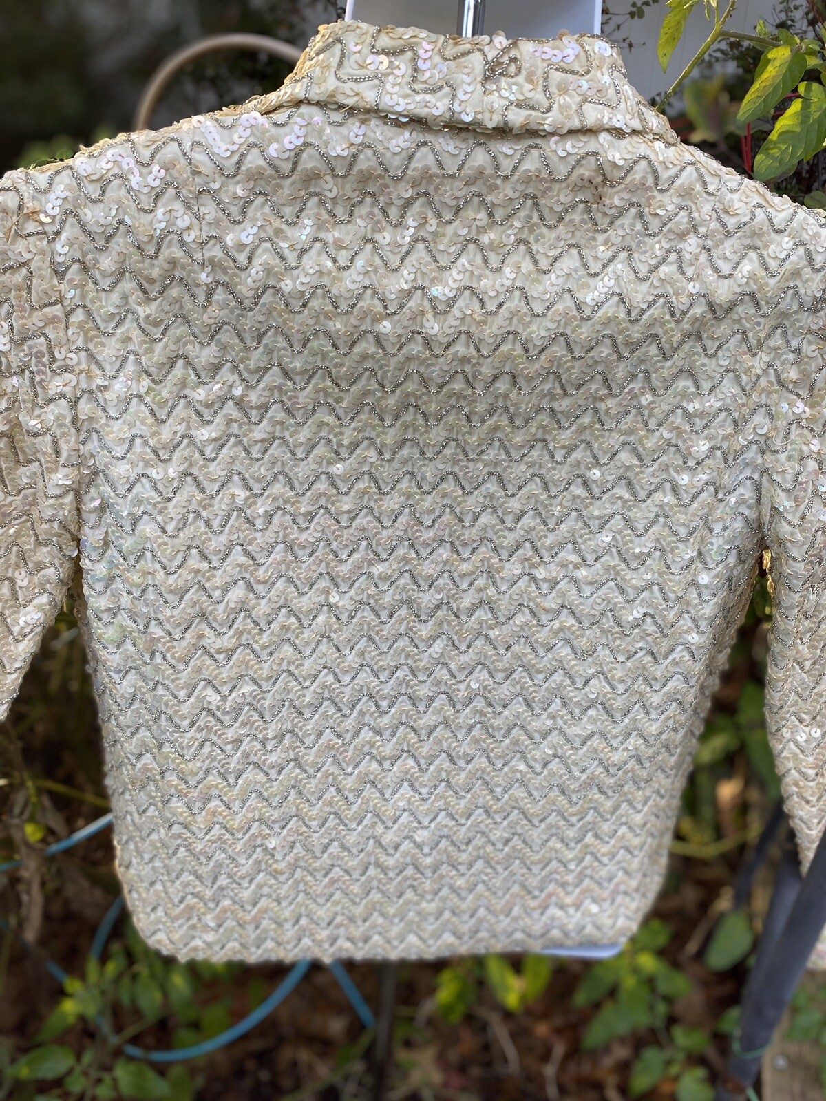 VINTAGE 1960’s Glamour Blazer IRRIDECENT SEQUINES SILVER BEADS