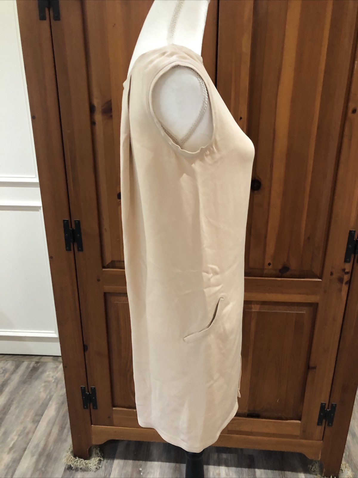 Geoffrey Beene vintage 70s blush nude silk jersey Chicly Detailed Shift Dress S