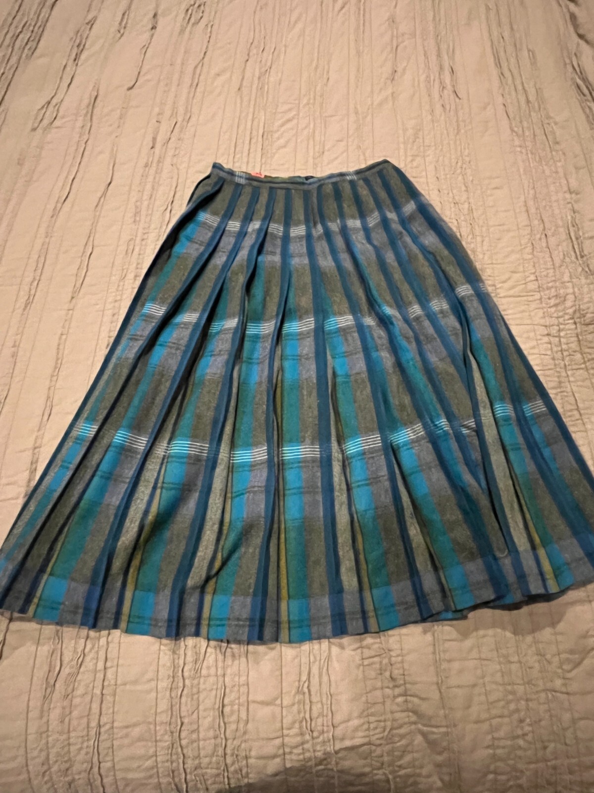 Women’s Vtg CENTURY OF BOSTON Plaid Skirt & Short Sleeve Jacket Size S
