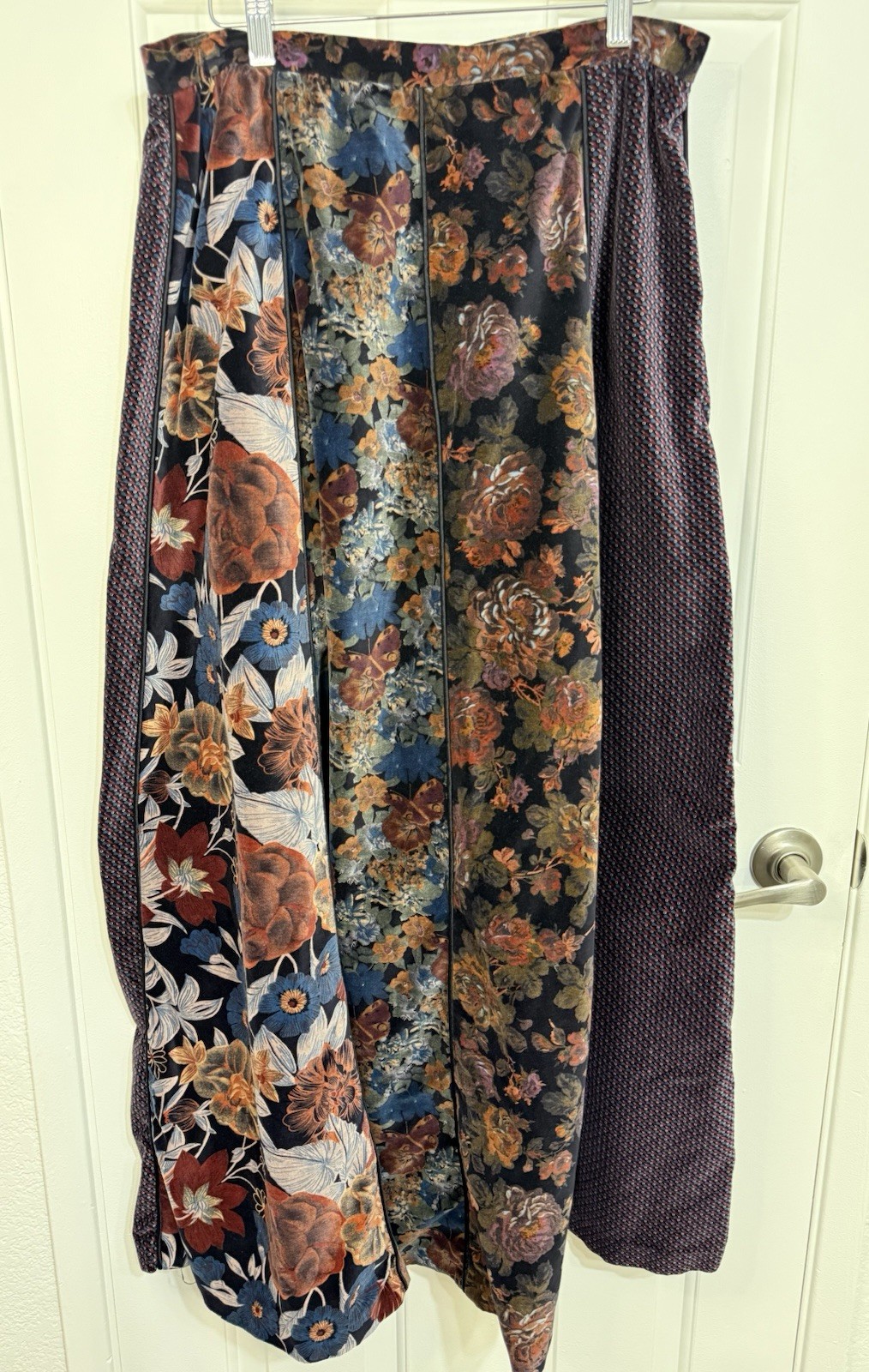 Vtg 70s Century Boston Velveteen Paneled Floral A Line Maxi skirt Medium?
