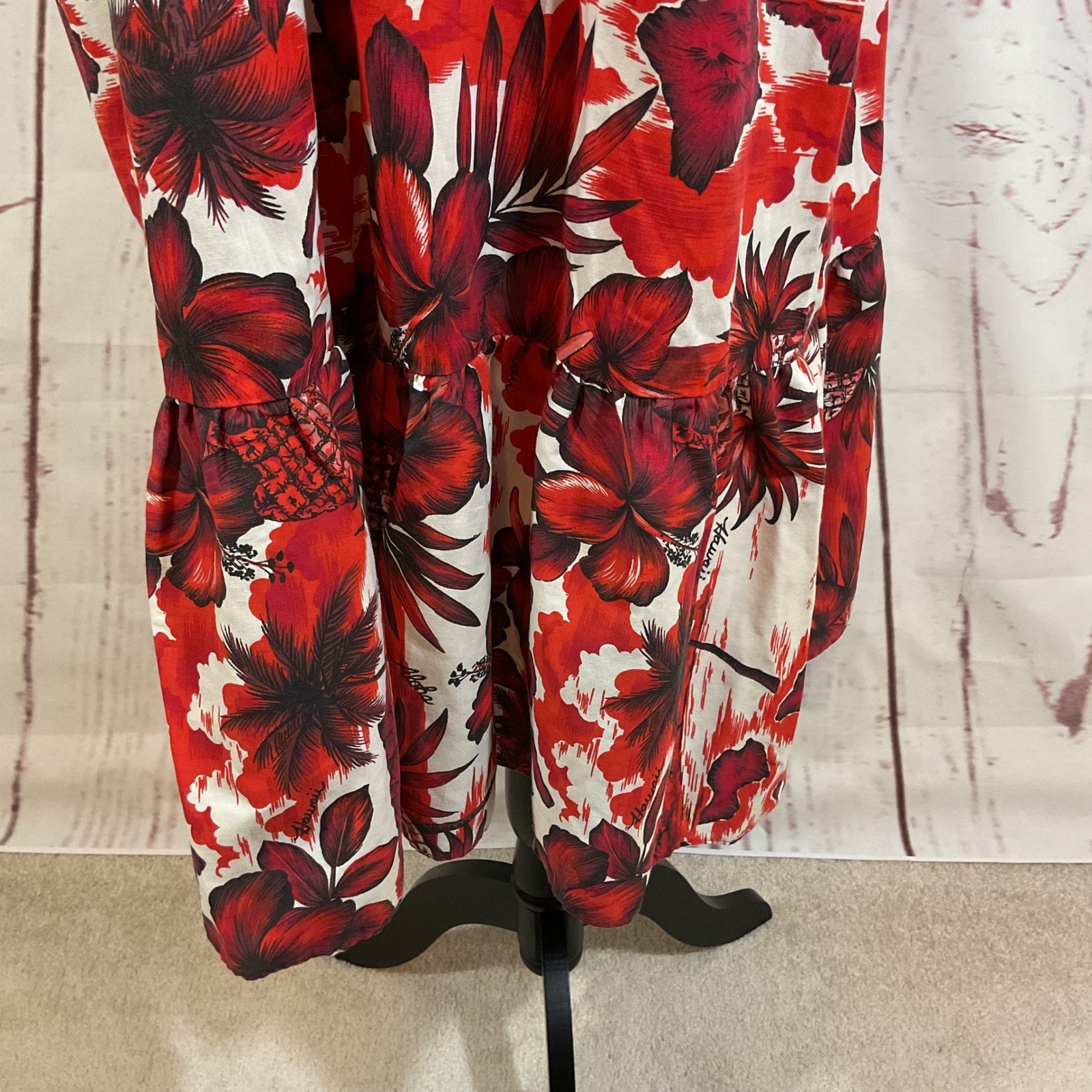 Vintage Made in Hawaii Red Tropical Hibiscus Floral Off Shoulder Muumuu Dress L