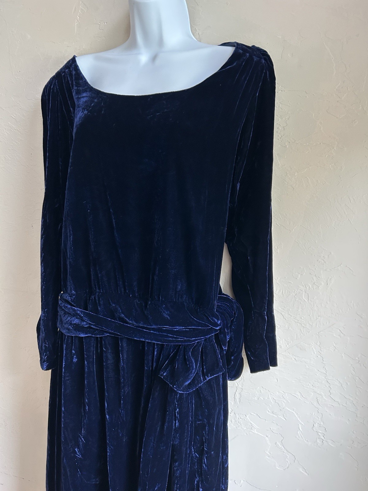 Vintage Eileen West Royal Blue Crushed Velvet Dress L Holiday Dropwaist Gatsby