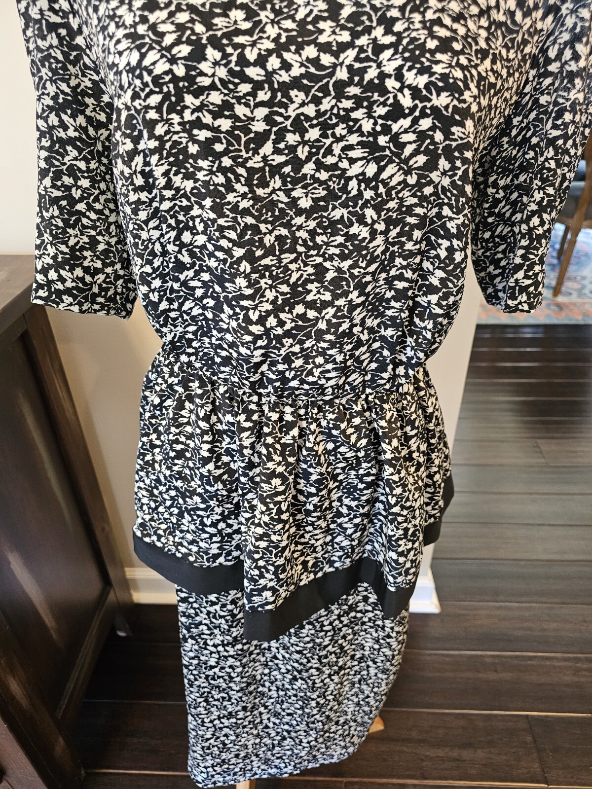 Vintage 80’s In Cinq Women’s Dress •Size 12• Made In USA Black Floral Ruffle
