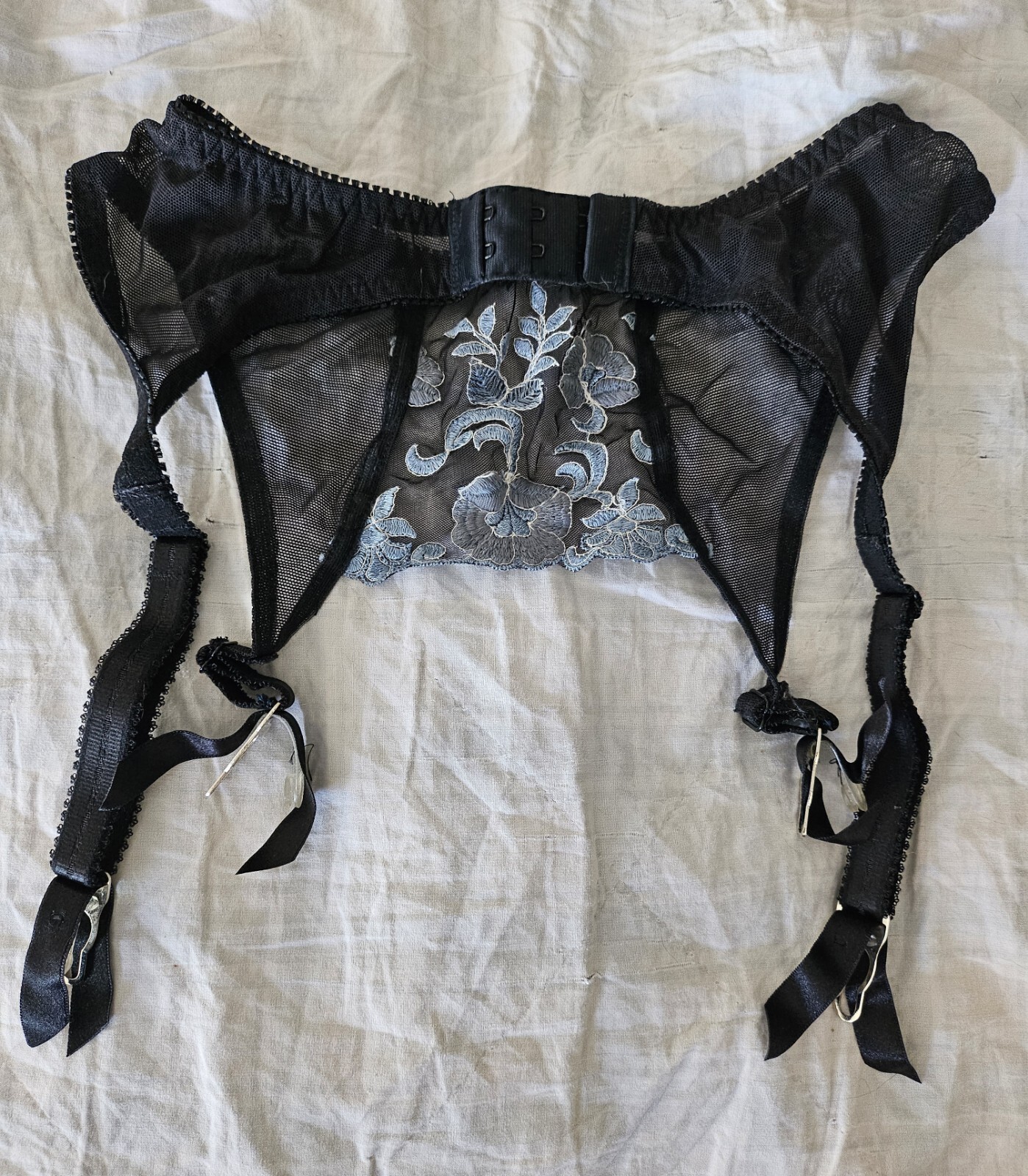 Sexy 4 Strap Garter Belt sz S – See Description – sold 5 or 1