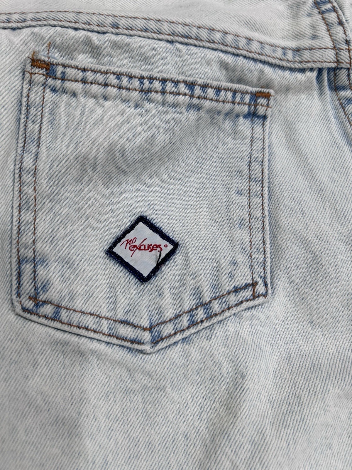 Vintage No Excuses Collectors Series High Waisted Light Wash Jeans Bow Hem Sz 11
