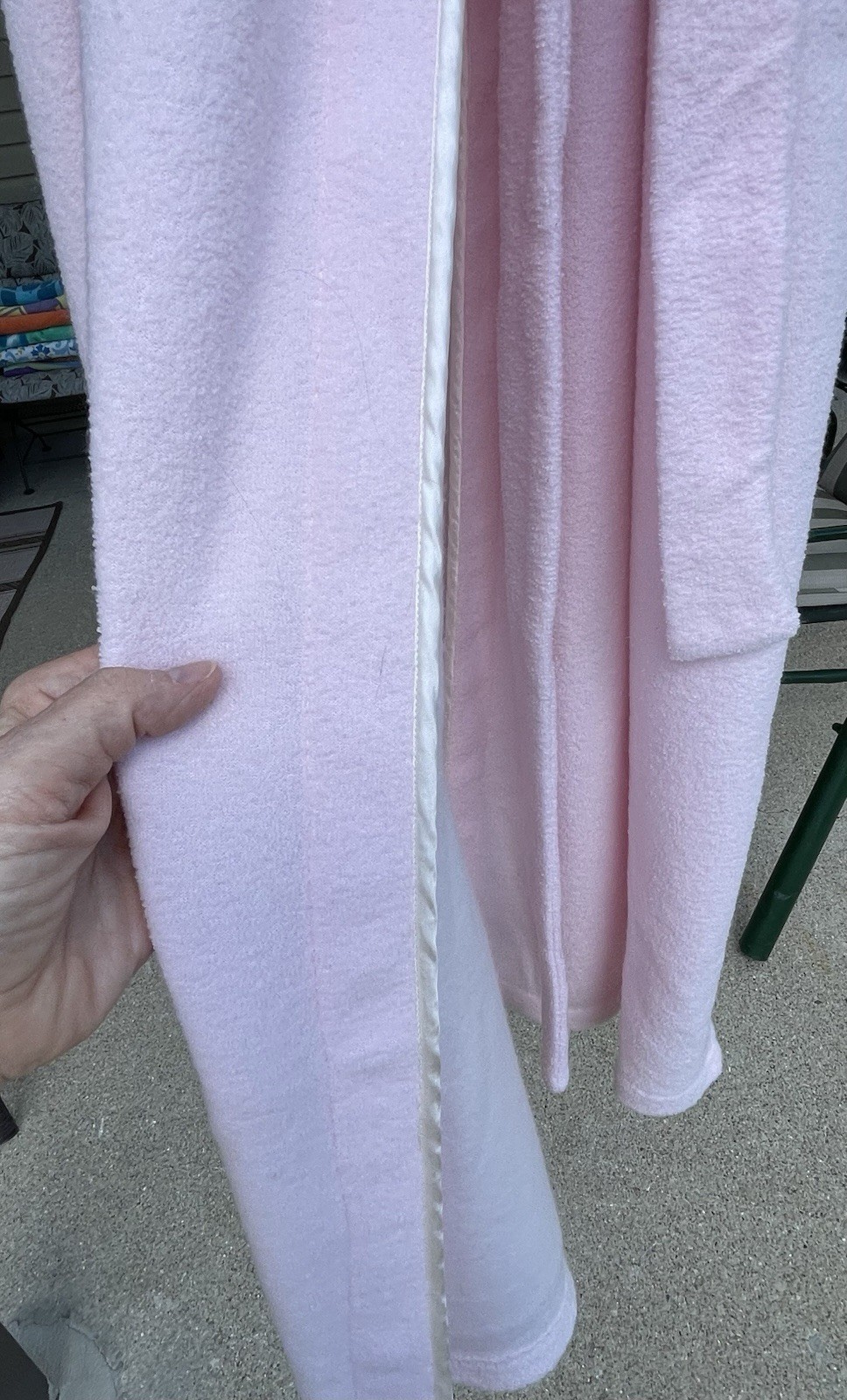 Vintage Delicates Brand Plush Pink Embroidered Soft Plush Robe Size L To XL