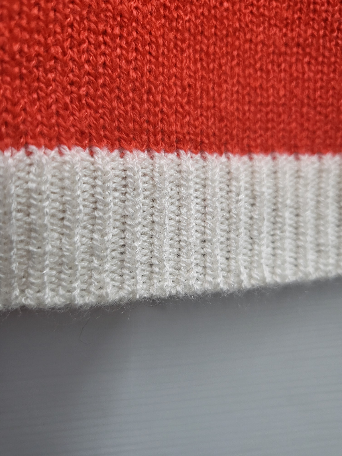 VINTAGE SCHRADER KNIT WOMENS RED SWEATER SKIRT 2 PC SET WHITE TRIM SZ 8 VGC