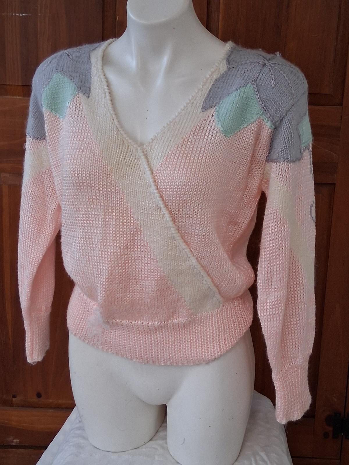 Vintage 80s Ginenne Pink Gray Super Soft Angora Orlon Knit Sweater L/42