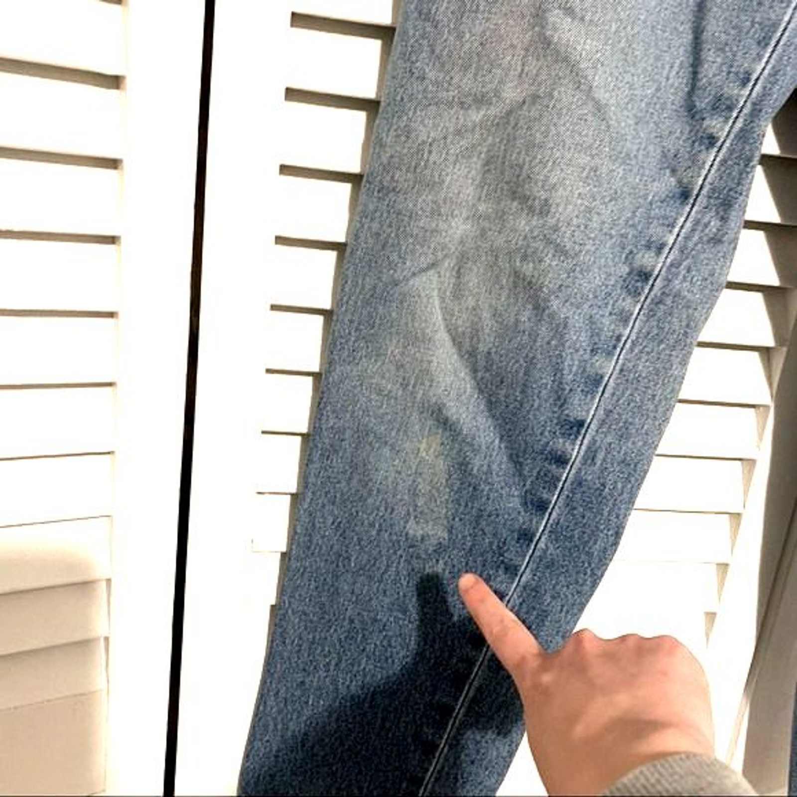 Vintage size 28 DKNY Medium Wash 90s High Rise Tapered Mom Jeans