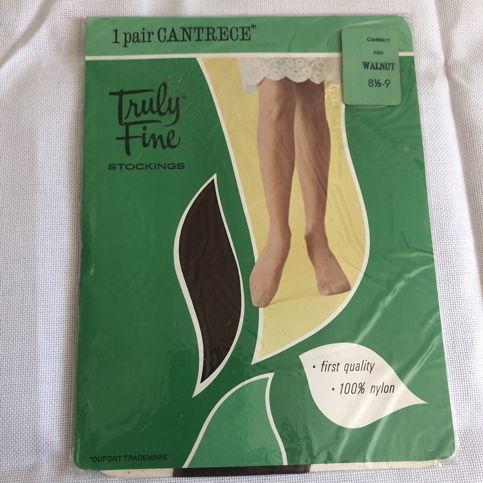 VNTG 70s Truly Fine 1 Pair 100% Nylon Stockings Nylons Seamless USA Walnut 8.5-9