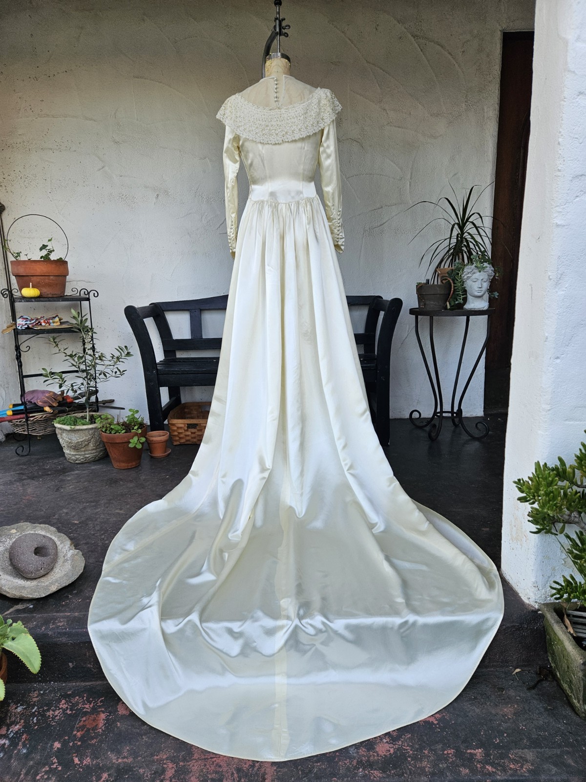 Vintage Classic 1940s-1950s Silky Satin Long Sleeve Wedding Dress W/train Lace 8