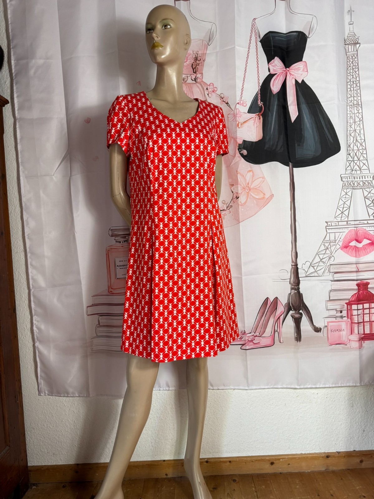 Vintage 60s Twiggy Dress Red White Graphic Pattern A Line Retro Sundress 38-42