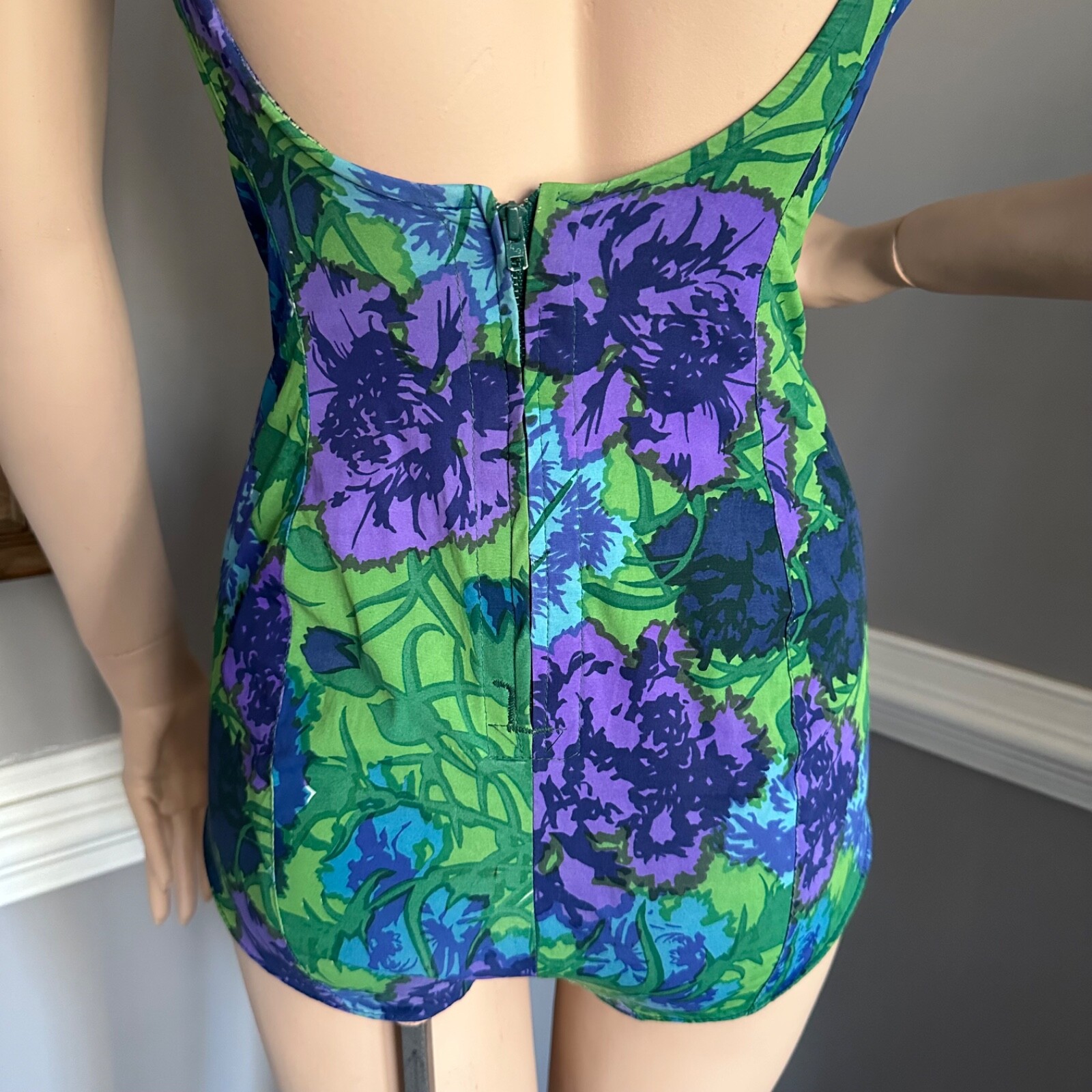 Vintage 1950s Floral Bullet Bra Swimsuit Perfection by Roxanne 12/34 D