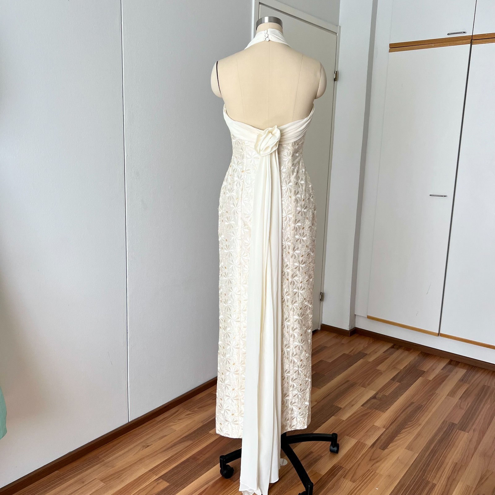 100% Silk Vintage Halter Neck Wedding Dress Minimalist Backless Bridal Gown EU38