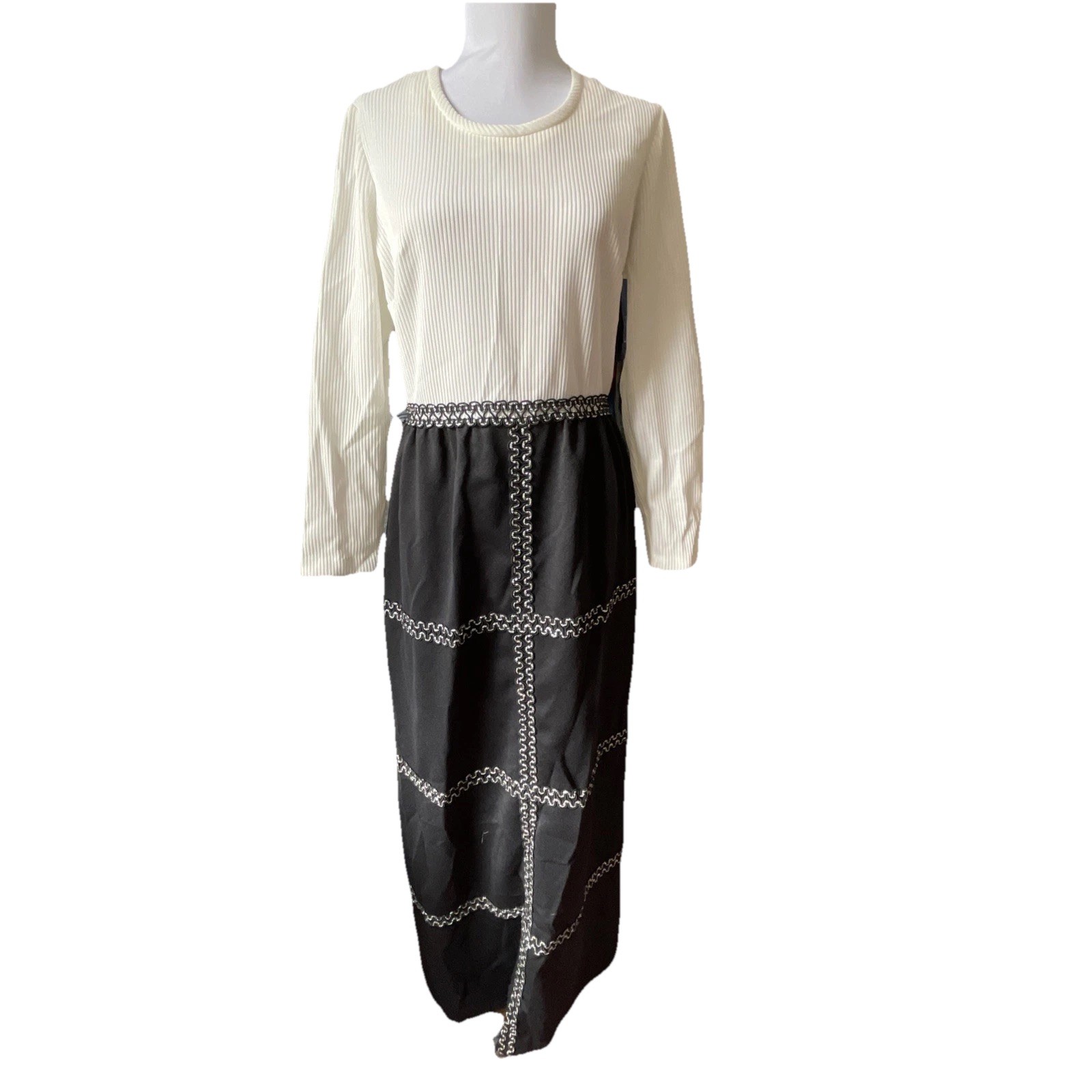VTG 60s Black White Longsleeve Gown With Embellished Silver Trim Holly Golightly
