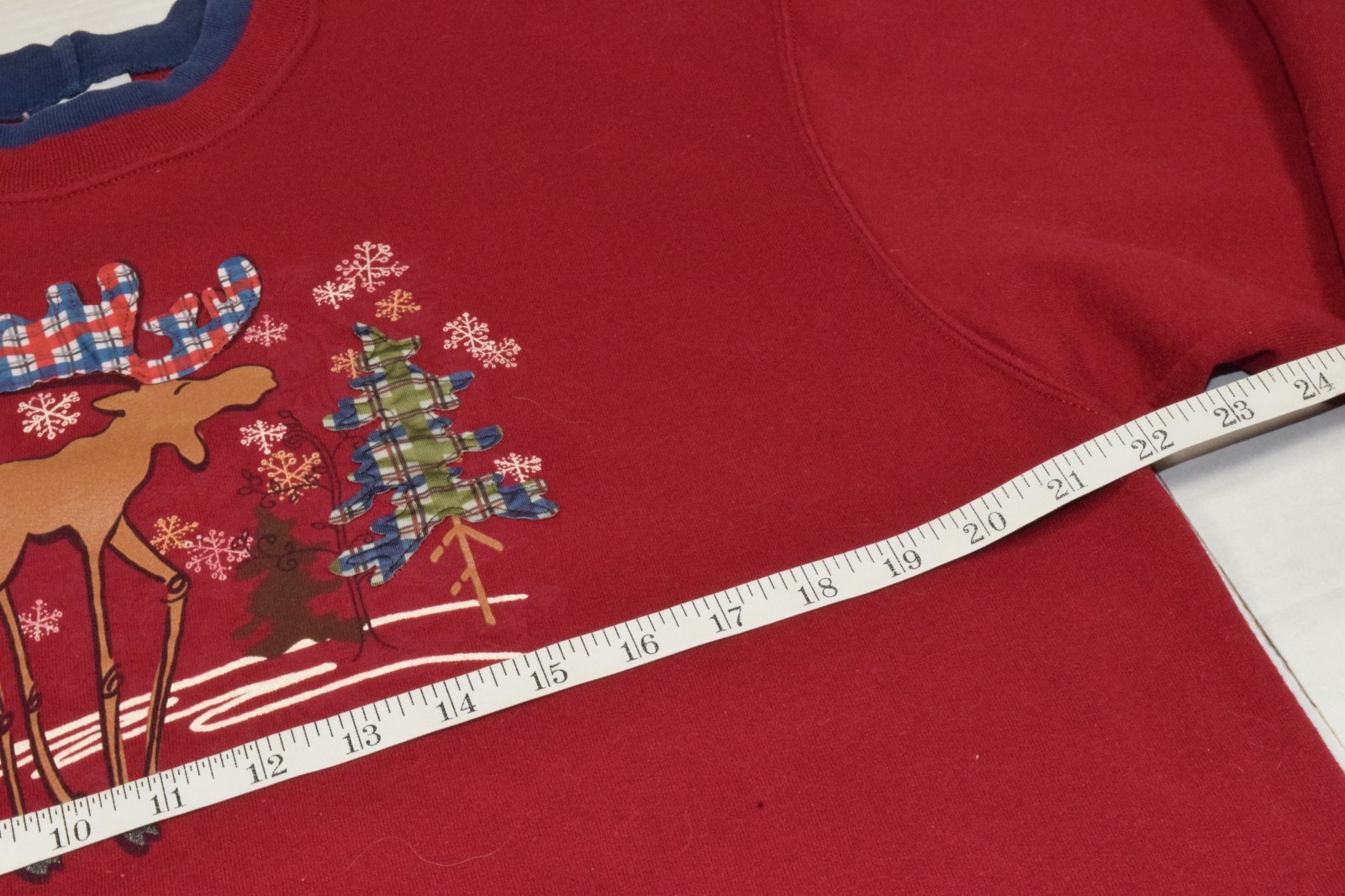 Vintage Sweatshirt Artisans Size L Y2K Cranberry Red Winter Moose Plaid Antlers