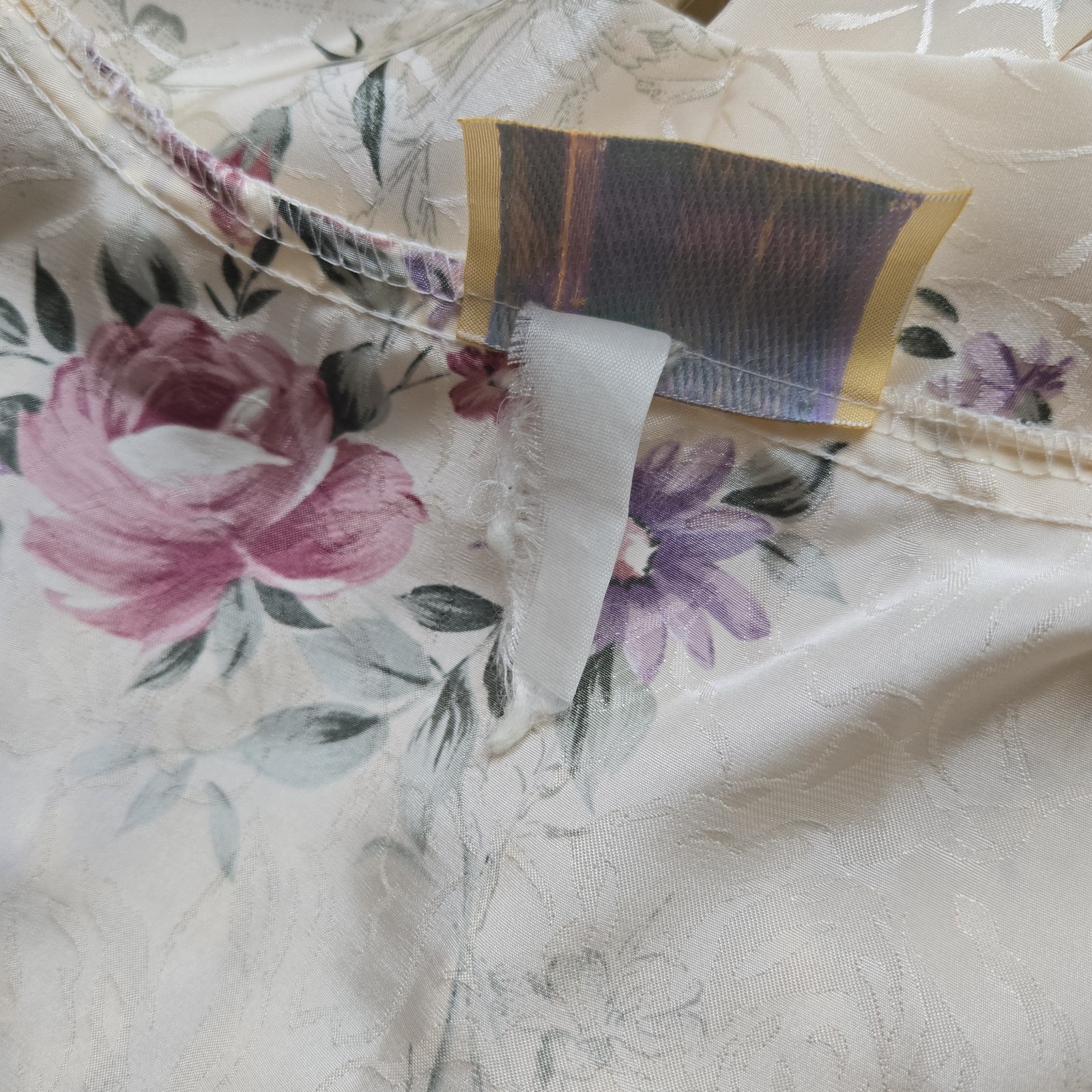 Vintage Cream Floral Satin Robe Small Expressions