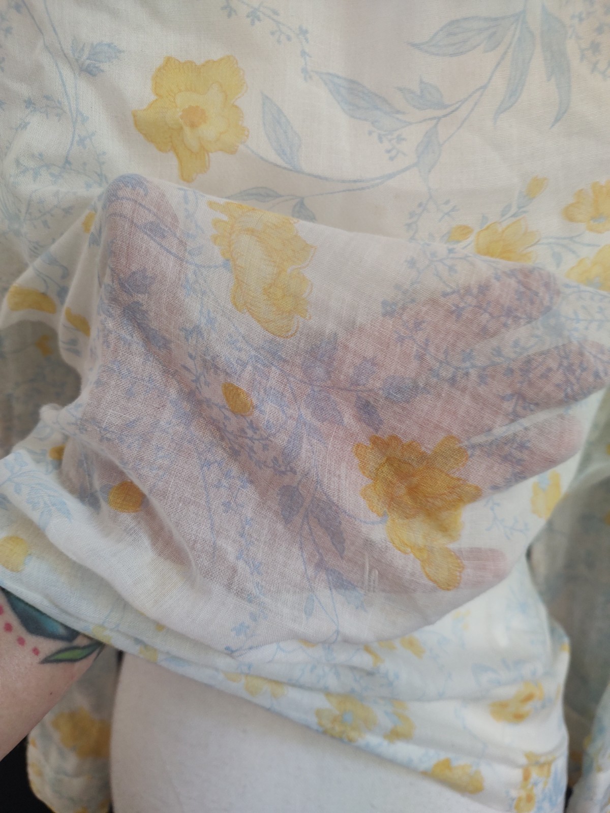 70’s Vintage The Villager Shirt Button Down Top Sheer Featherweight Floral Sz S