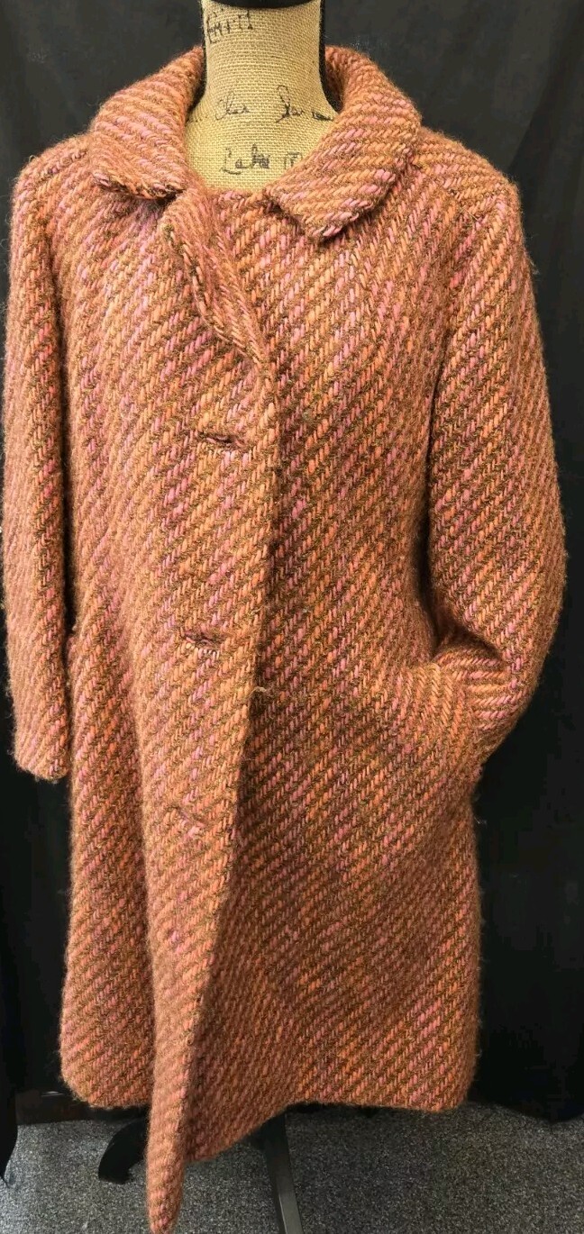 Amazing Vintage Orange/Brown Peacoat, Satin Lining incl. Handmade Buttons Size L