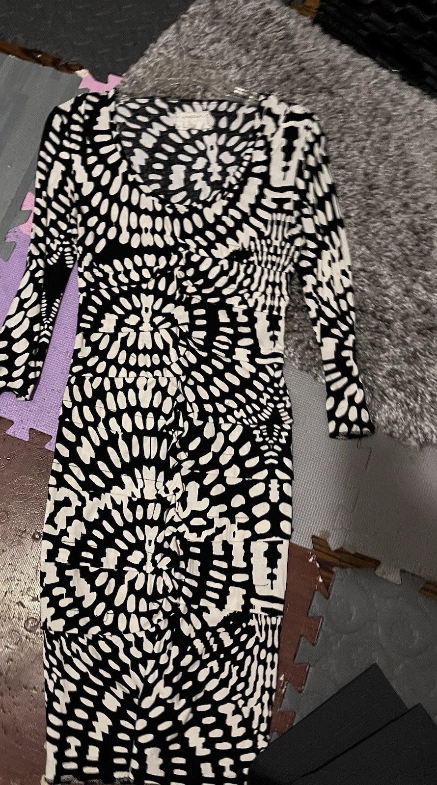 Nicole by Nicole Miller Women’a SIZE SMALL , 3/4 Sleeve Black/white Dress Rayon