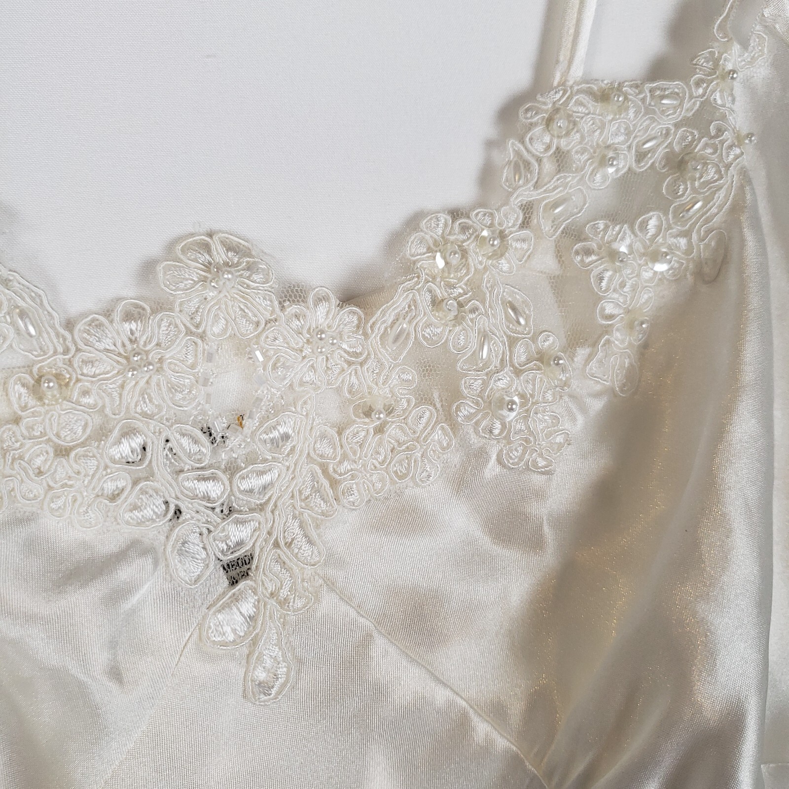 Vtg Enchanting Liquid Satin Nightgown Large Ivory Tapestry Beaded Ruffled Slit
