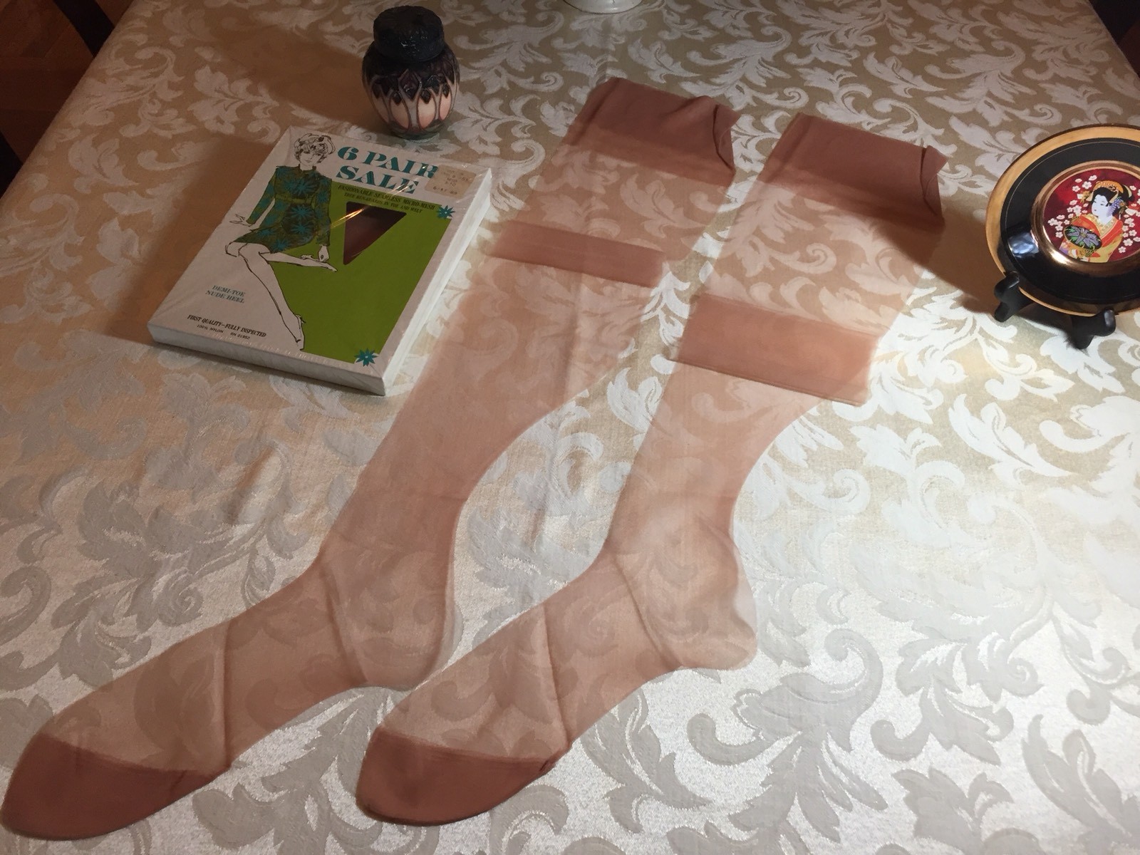 6 PAIRS VINTAGE NYLON STOCKINGS 10” X 33” DEMI-TOES NUDE HEELS FANCY SHADOW WELT