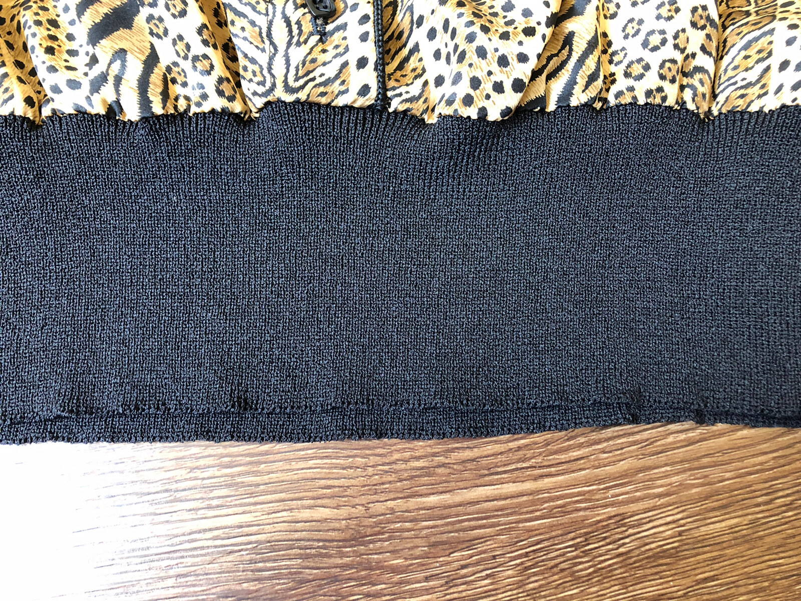 Vintage ’80s/’90s Leopard Animal Print Silky Blouson Blouse Banded Waist Large