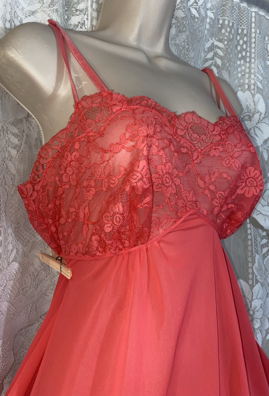 VTG Gossard Artemis 36 M Deep Rich CORAL Peignoir Robe Nightgown Gown w Lace Set