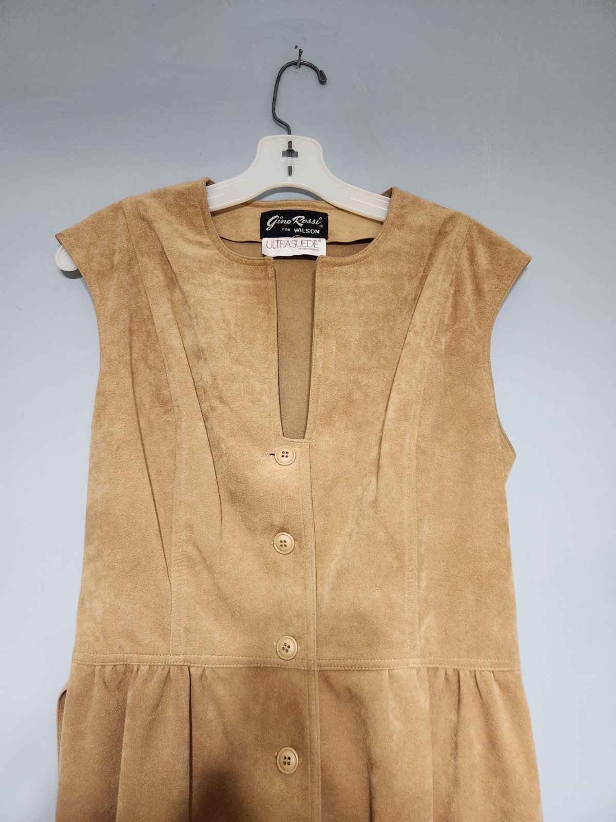 Vintage Gino Rossi Wilson Ultrasuede Tan Button, Belted Midi Dress. USA. Size 12