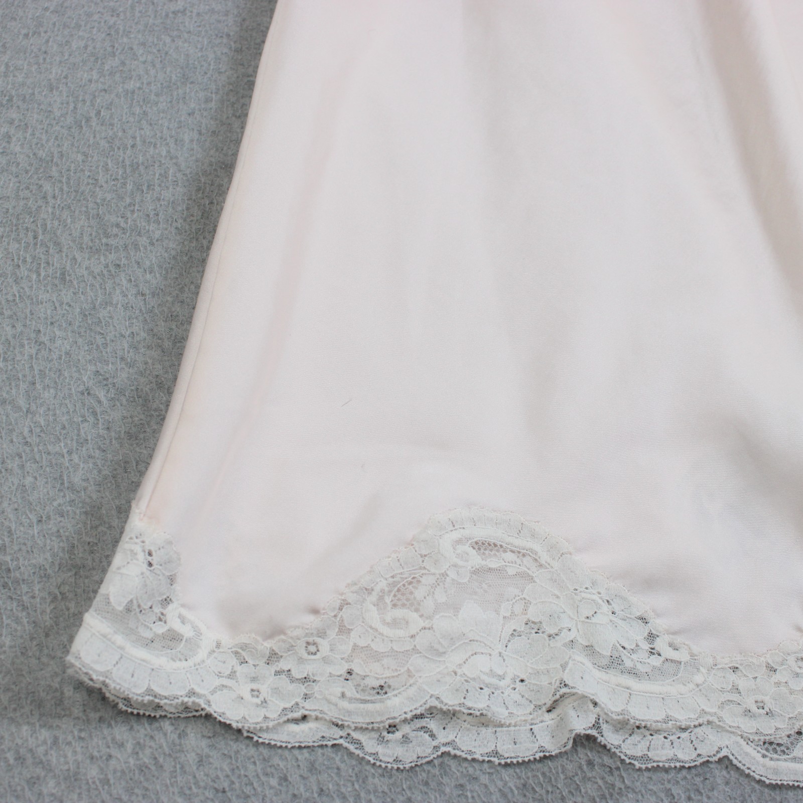 Vintage Christian Dior Half Slip Women Size 27 Pink Lace Slit Coquette Sexy READ