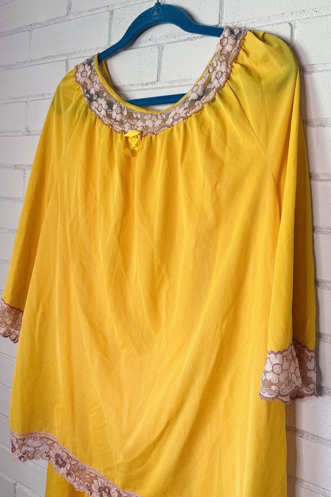 VTG Gayle Lingerie MCM Mustard Yellow Pajama Set Lace 100% Nylon