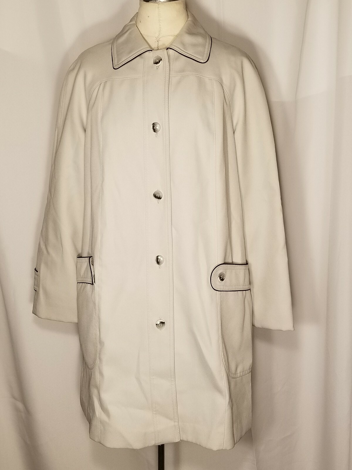 BONDERS All Weather Jacket/Raincoat Sz LG Pale Gray w/Black Trim Edging Made USA