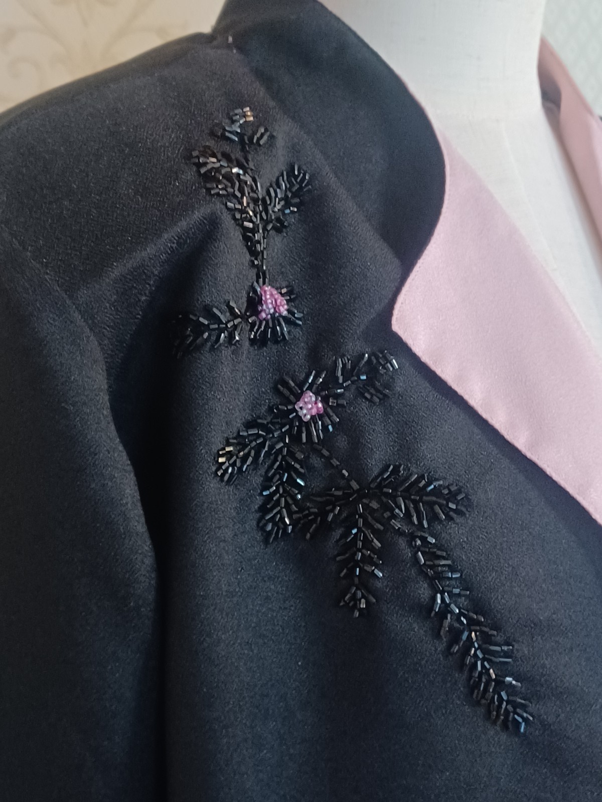 Vintage 1980s Sara Morgan for Halbrand Black Pink Beaded Office Witch Jacket