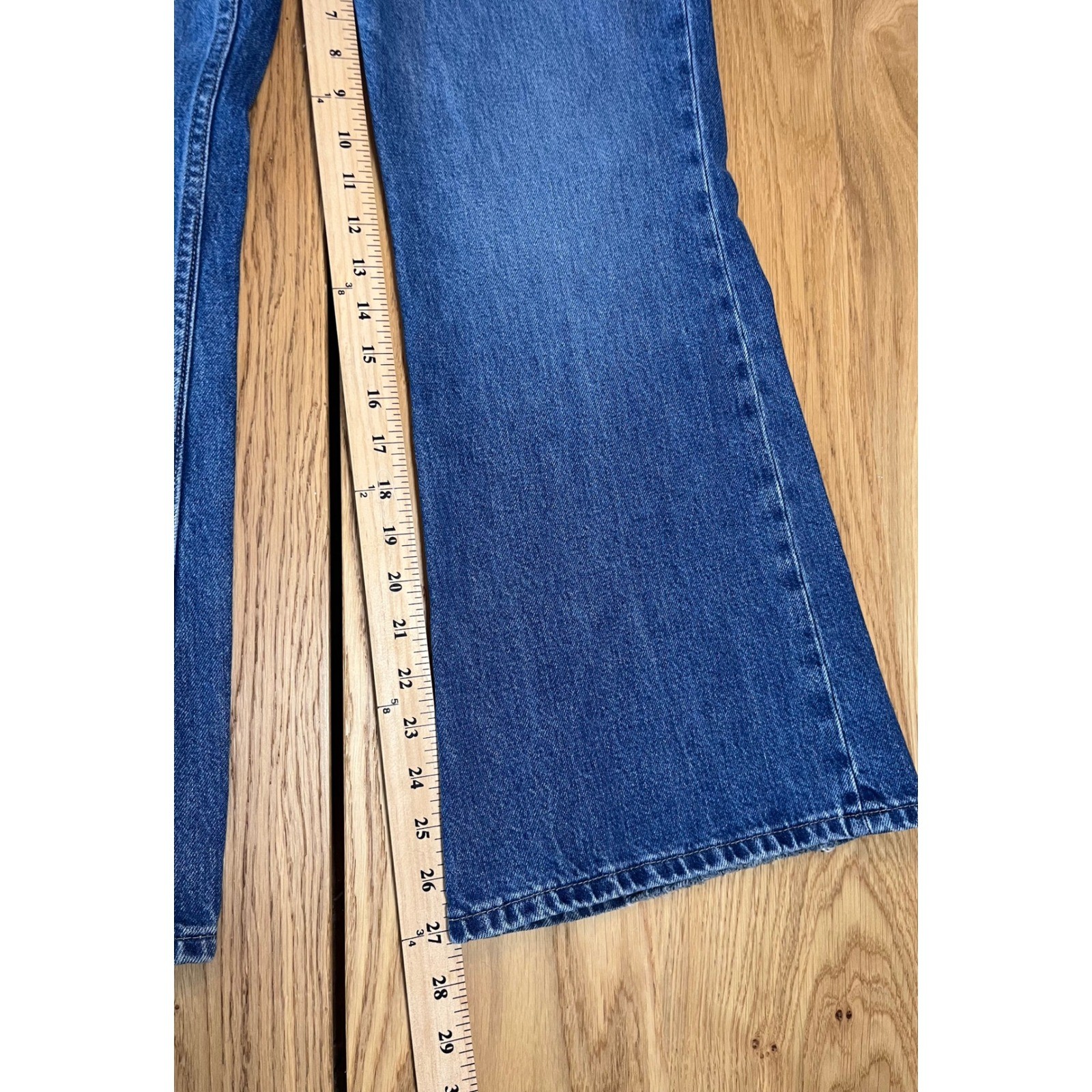 Uniqlo Flared Jeans 30/27 Blue Vintage Wash Denim Skater Aesthetic