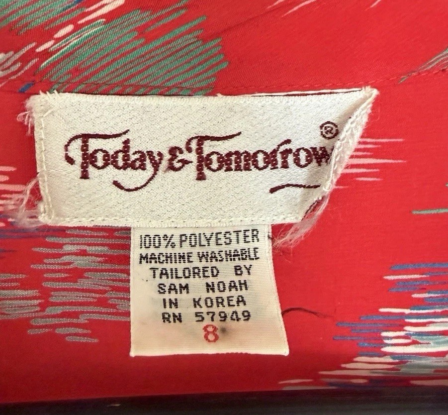 Today & Tomorrow VTG Red Multicolor Patterned women’s Dress Sz 8 100% Polyester