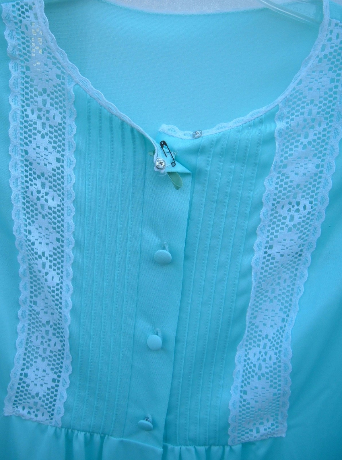 Vtg Night gown Gossard Artemis ladies Size Medium blue lace trim loungewear