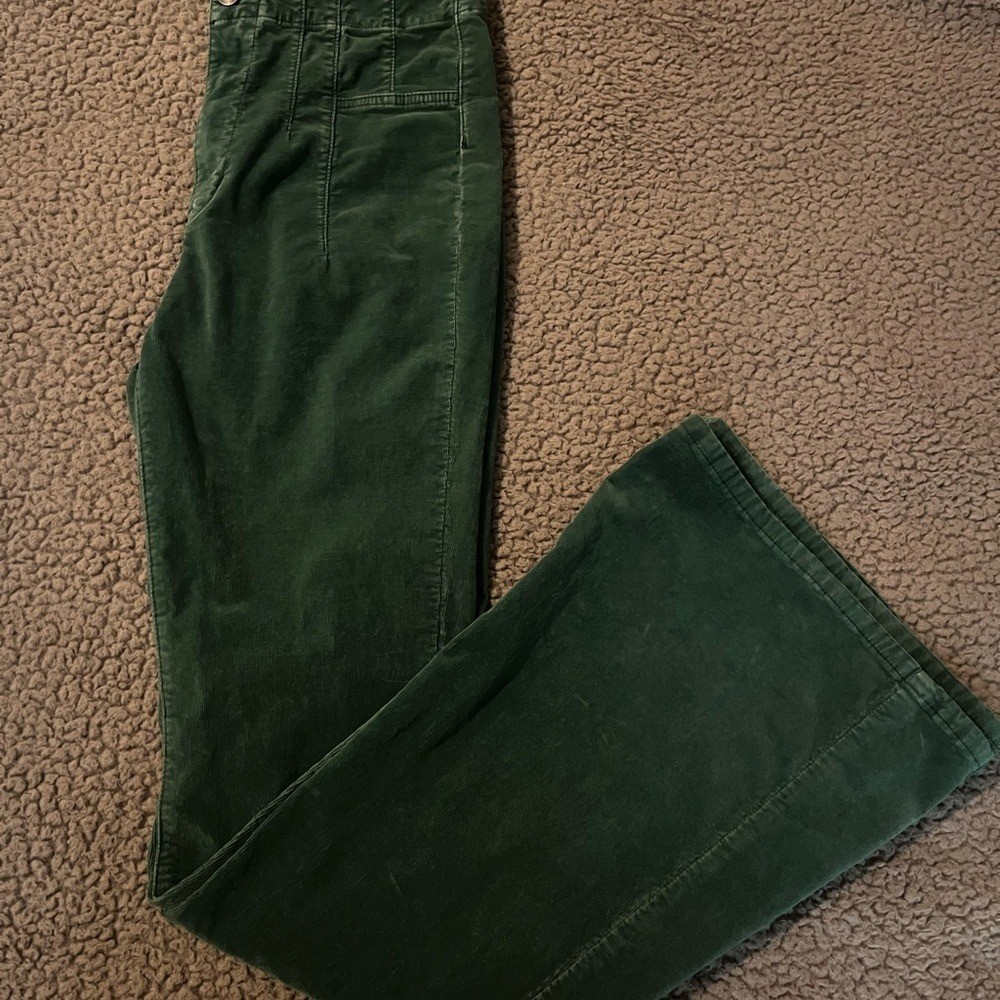 Free people- We The Free Green Flare Jeans NWOT- Size 28