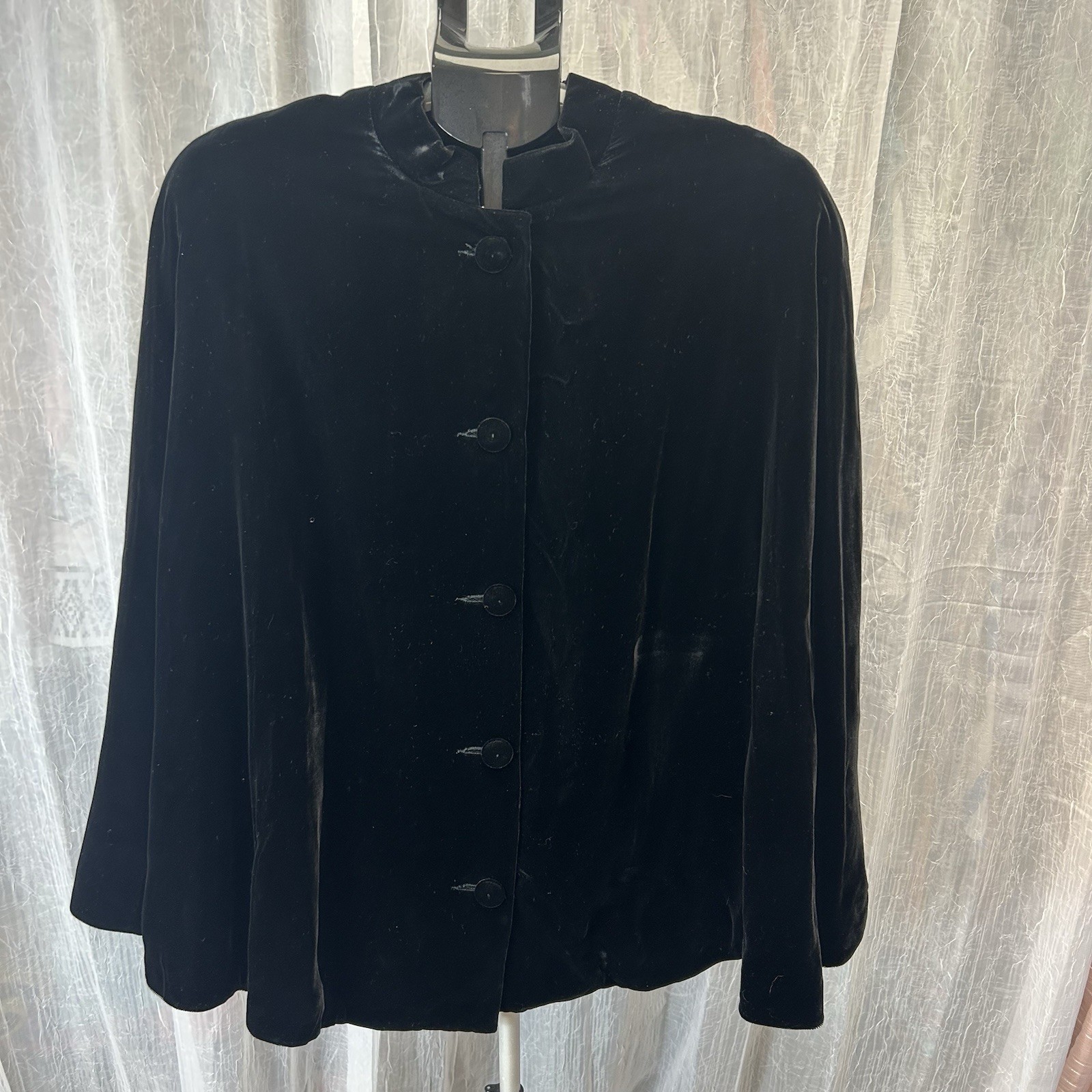 Vintage Queen Of The Capes Country Place Black Velvet Cape Romantic Goth