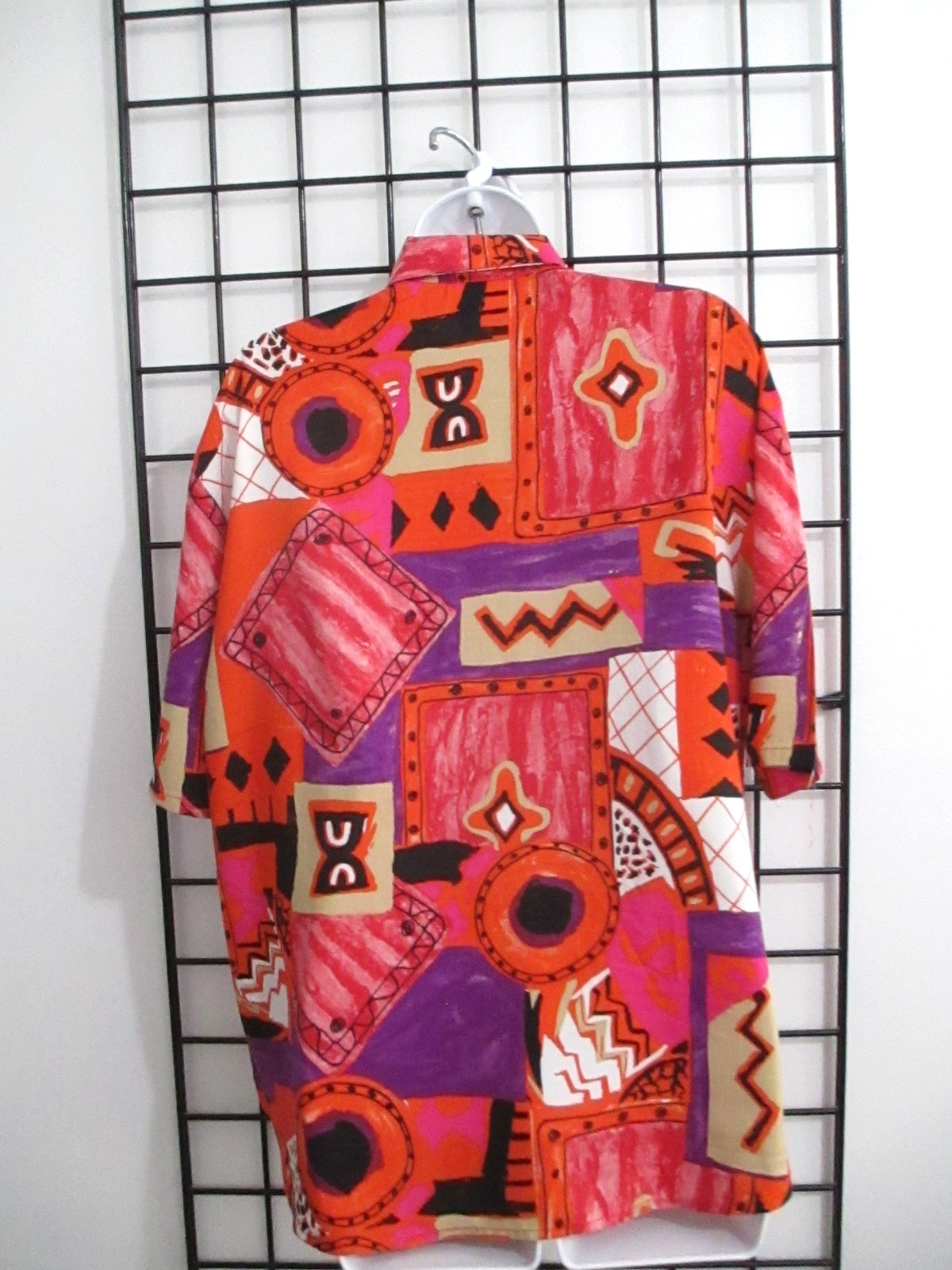VINTAGE BOBBIE BROOKS / USA 🌸 MEDIUM ==BOLD PRINT / SHORT SLEEVE BLOUSE