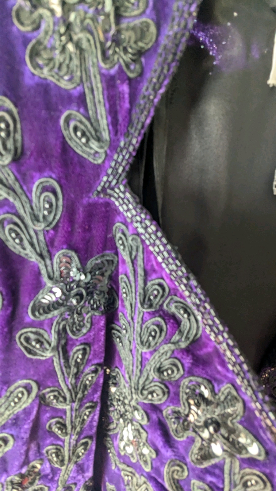 Vintage Niteline Della Roufogali Purple and Black Beaded Jacket Medium NWT