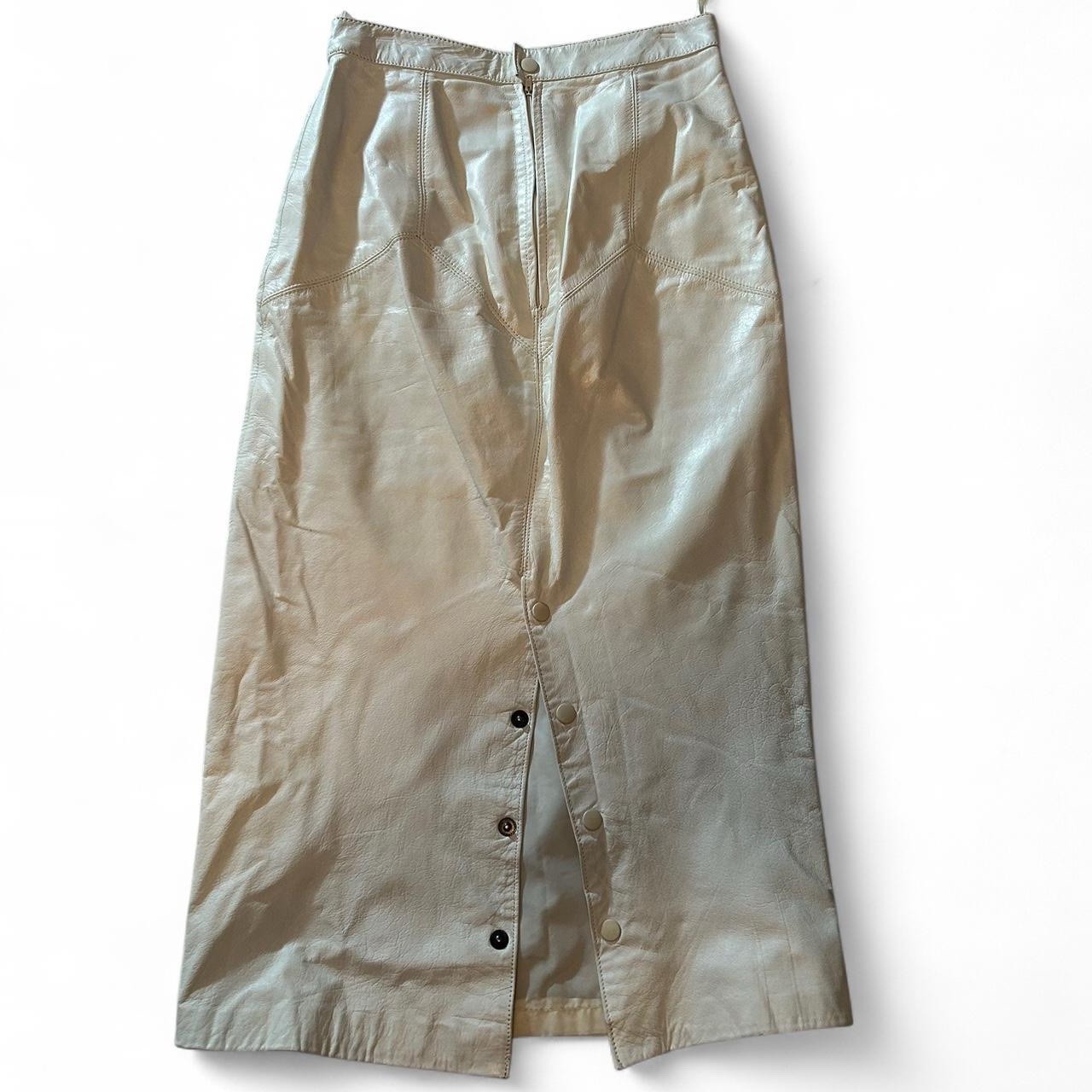 G‑III Leather Fashions White Genuine Leather Skirt – Size 5/6 (Made in Korea)