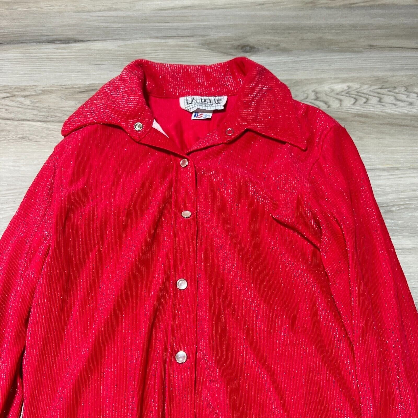 Vintage La Belle Fashions Long Sleeve Button Front Shirt Collared Shiny 90s