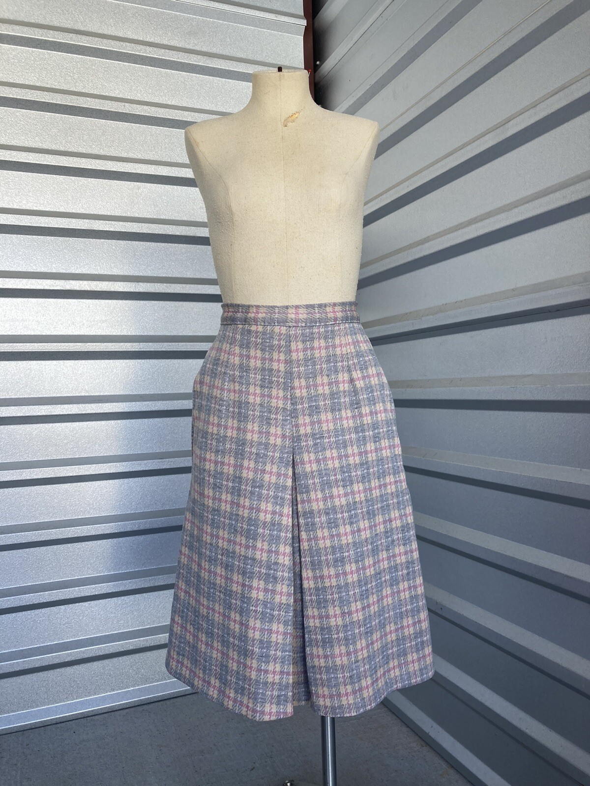 Vintage A Line Skirt Grey & Pink Plaid 25 Inch Waist Handmade 1970s POCKETS!