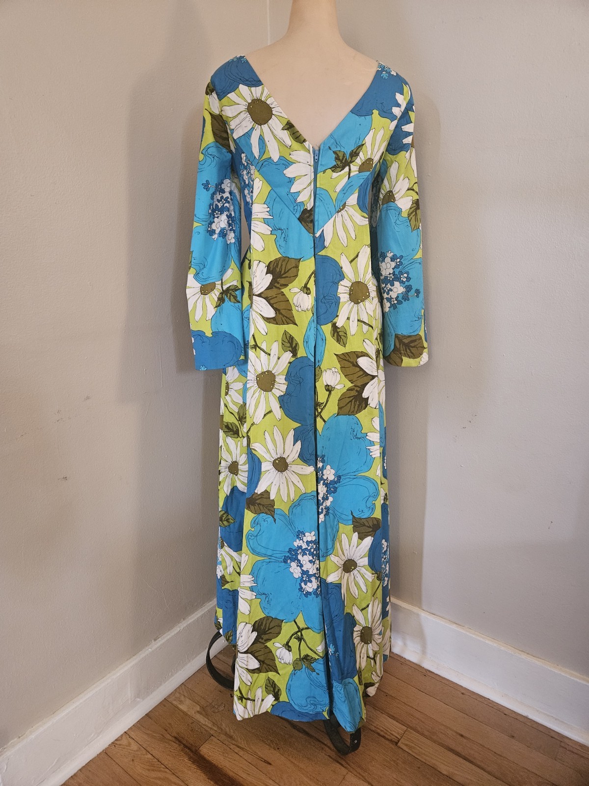 Vtg Alice Polynesian Hawaiian Hostess Dress Barkcloth Flower Power Daisy Blue