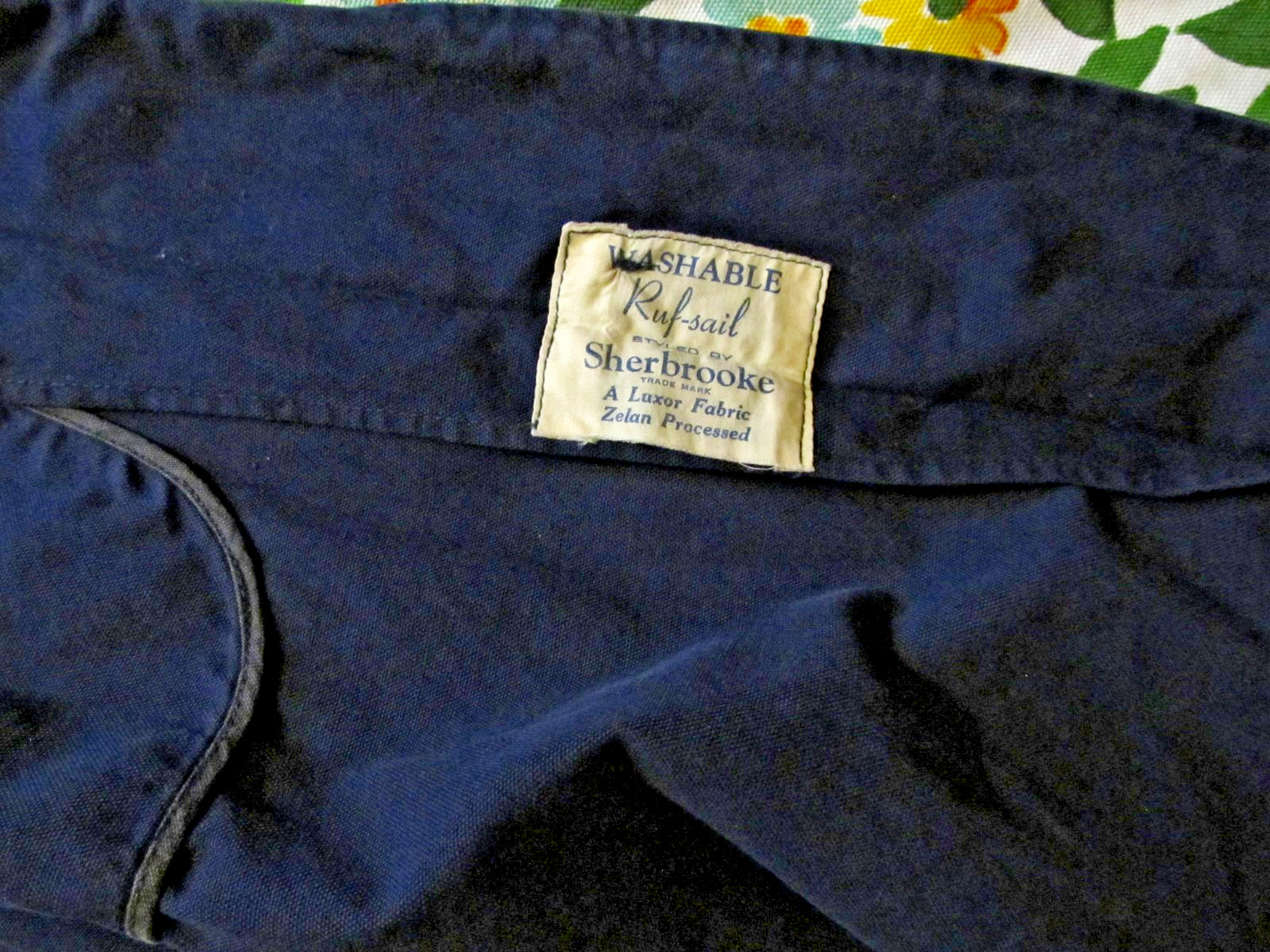 Antique 1910’s Ruf-sail Sherbrooke navy blue raincoat w/clear celluloid buttons